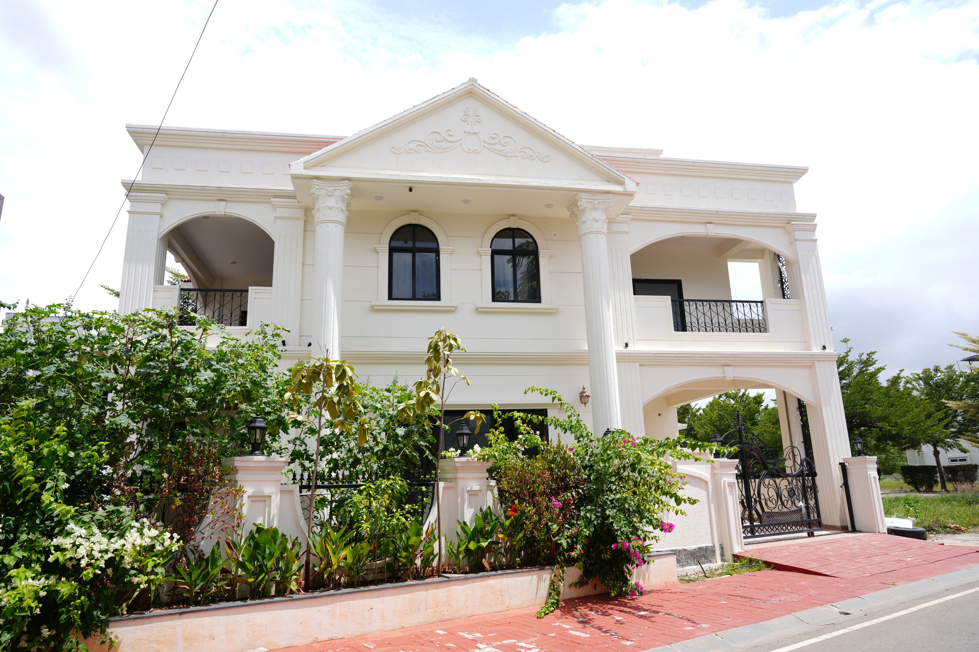 Residence of Mr. Alok